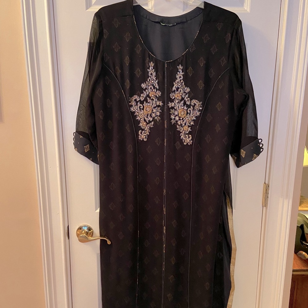 Indian Wedding 3-piece Outfit